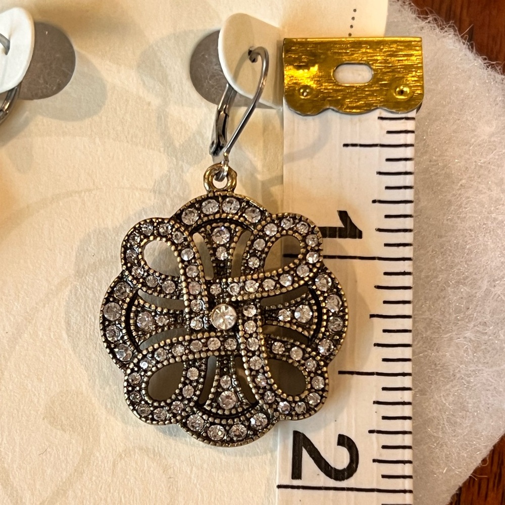 Jewel Kade Galaxy Earrings - Picture 5 of 8